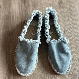 Casual Denim Slip-On Shoes in Light Blue